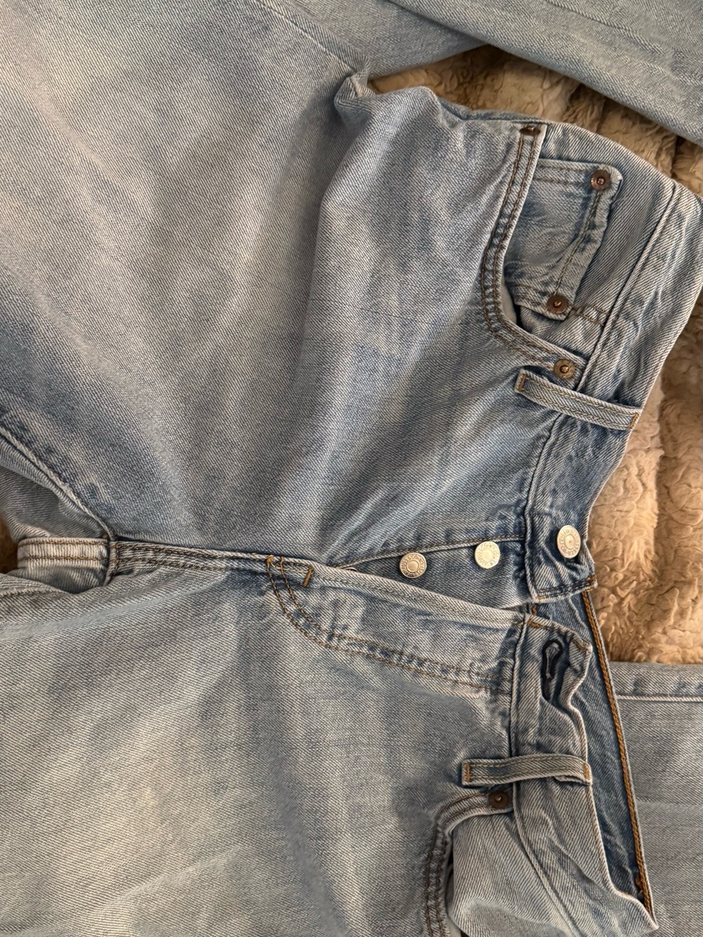 Levi's Light Blue High-Rise Women's Jeans